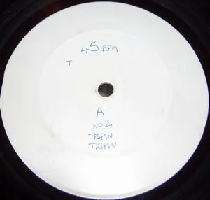 2 White Boys – Techim