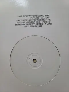 Alien (4) – Forseeing The Future (Vinyl, 12")