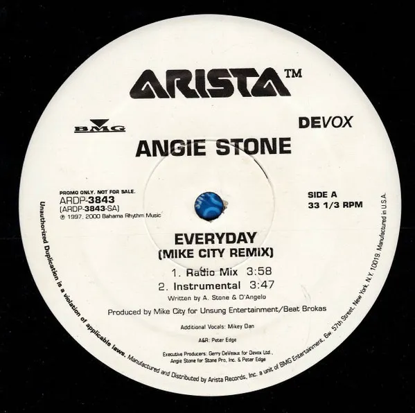 Angie Stone – Everyday