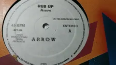 Arrow (2) – Rub Up / Weekend (Vinyl, 12")