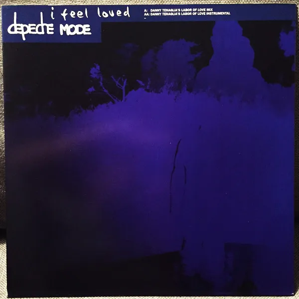 Depeche Mode – I Feel Loved