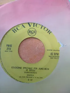 Donatella* – L'Abbraccio = El Abrazo (Vinyl, 7")