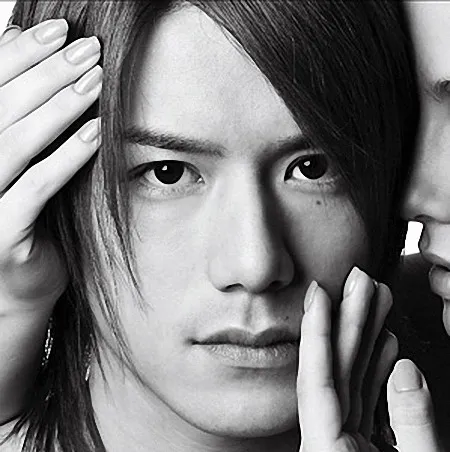 Hideaki Takizawa – 愛・革命