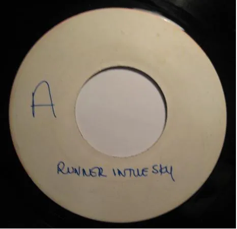 Jocelyn – Runner In The Sky