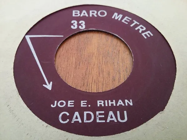 Joe E. Rihan* – Cadeau