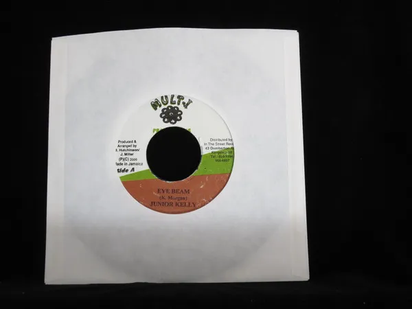 Junior Kelly – Eye Beam / Version