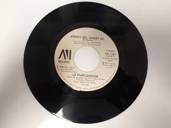 Le Pamplemousse – Le Spank / Monkey See, Monkey Do