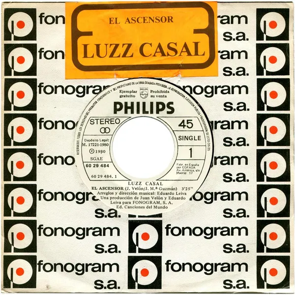 Luzz Casal* – El Ascensor
