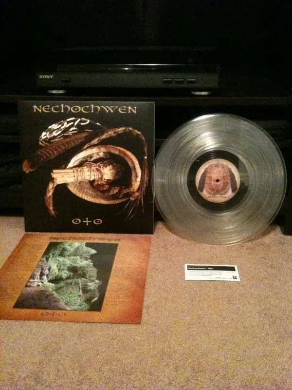 Nechochwen – Oto