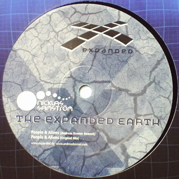 Nicklas Samström – The Expanded Earth