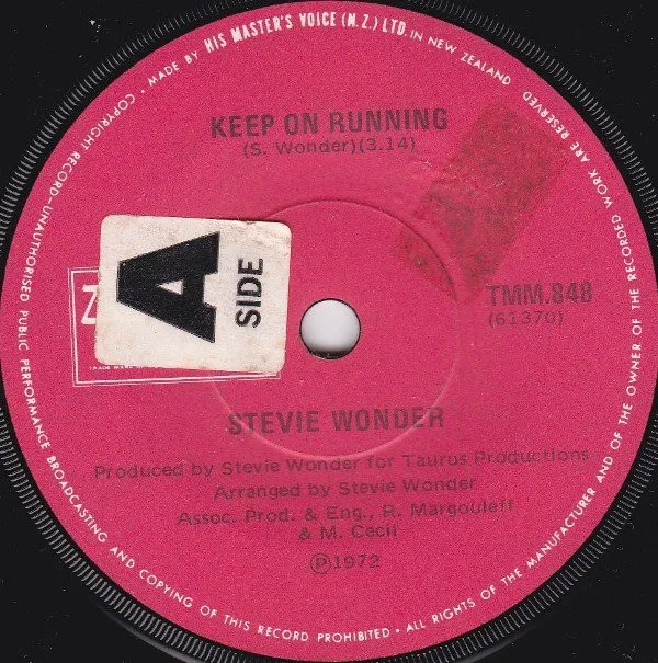 Stevie Wonder – Keep On Running