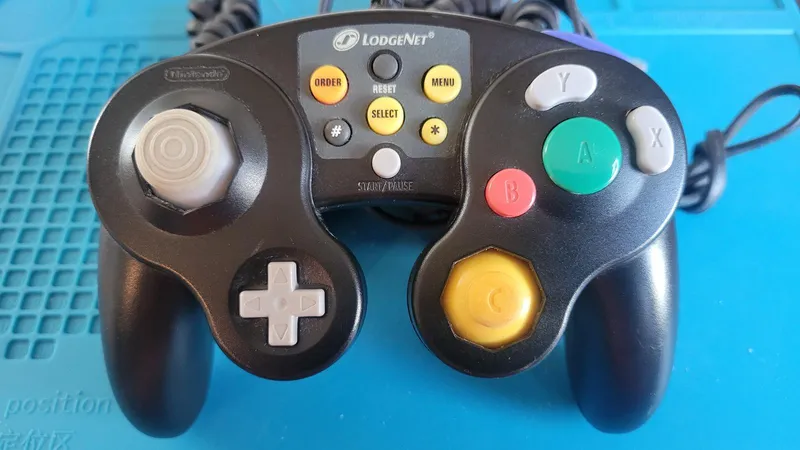 Lodgenet Gamecube Controller — GameCube Price & Value