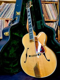 Gibson LeGrand