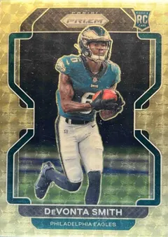 DeVonta Smith [Gold Vinyl Prizm] #335 2021 Panini Prizm Football
